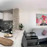 Little House In Downtown With Garden Apartament Sarajewo